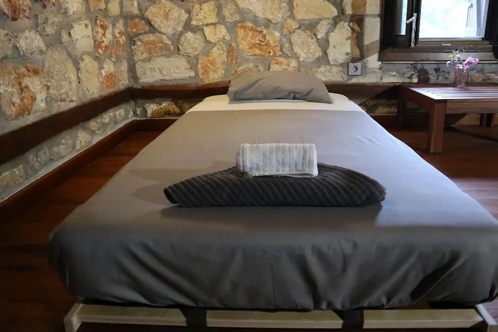 Willa Wood & Stone Dream View House A Diaporos