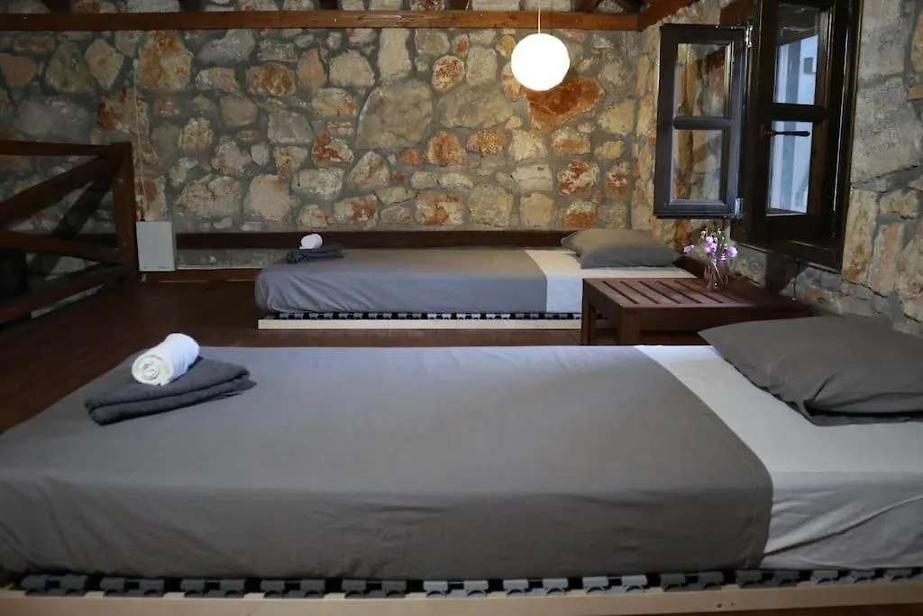 Willa Wood & Stone Dream View House A Diaporos